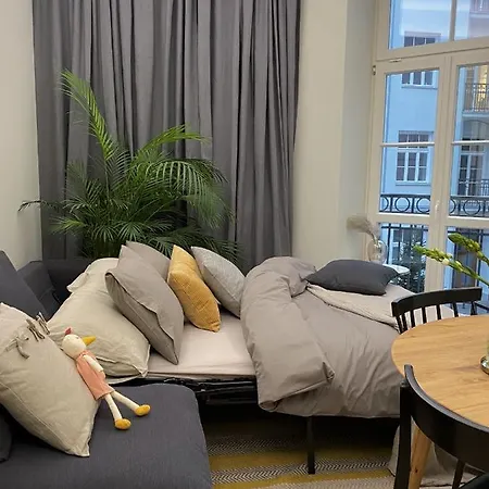 Ak Apartment *